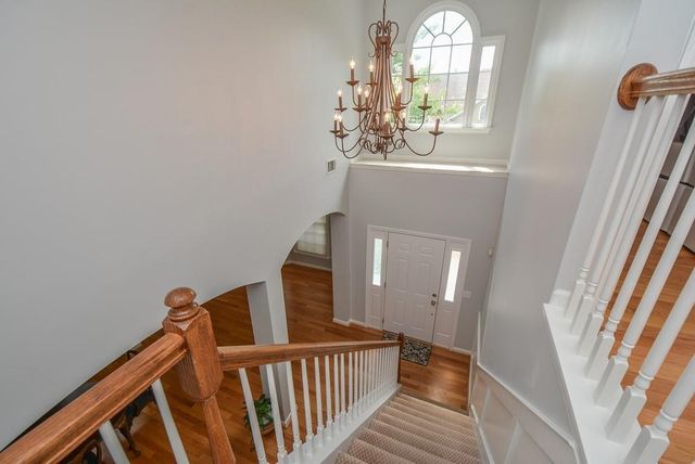 212 Ivy Glen Circle, Avondale Estates, GA 30002