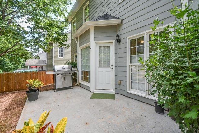 212 Ivy Glen Circle, Avondale Estates, GA 30002