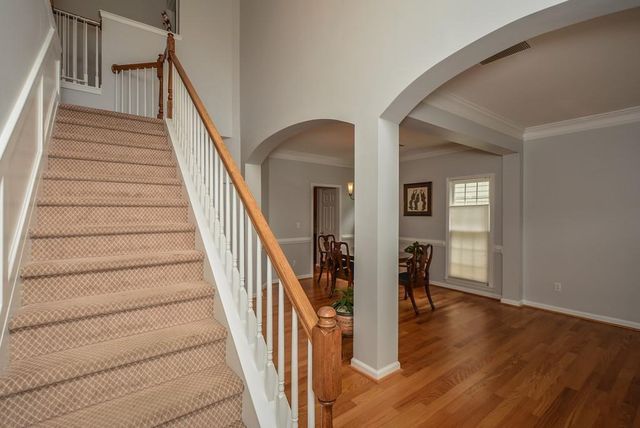 212 Ivy Glen Circle, Avondale Estates, GA 30002