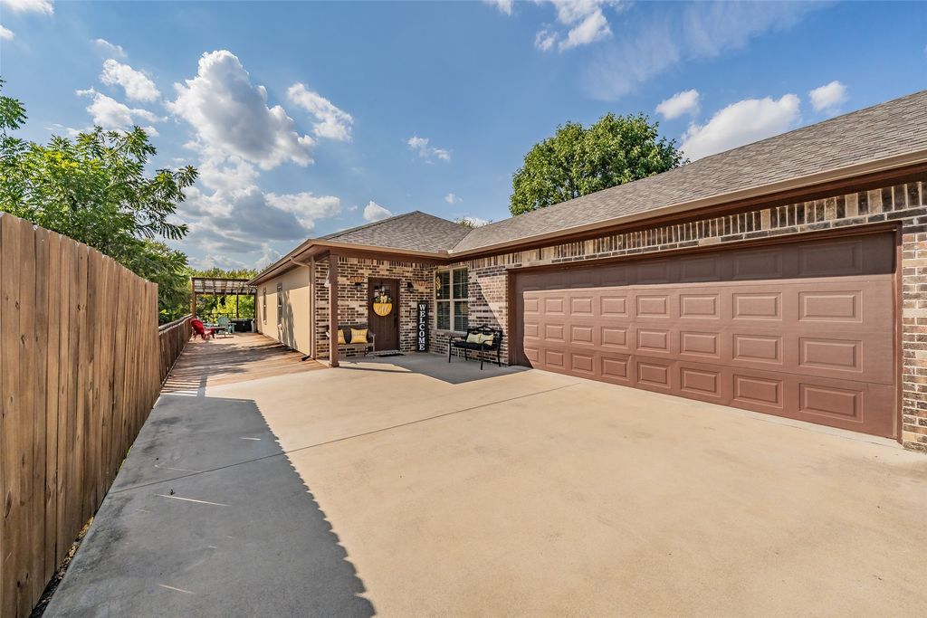 129 Morris Street, Desoto, TX 75115 — photo 4