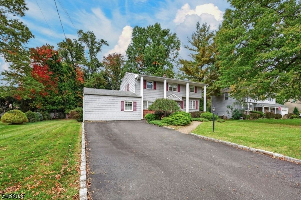 7 Maxal St, Green Brook Twp., NJ 08812 — photo 3