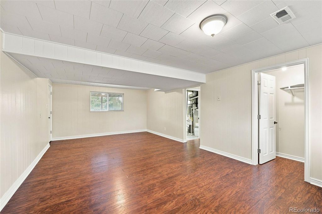 Image 15 of property listing at 7183 S Syracuse Street, Centennial, CO 80112