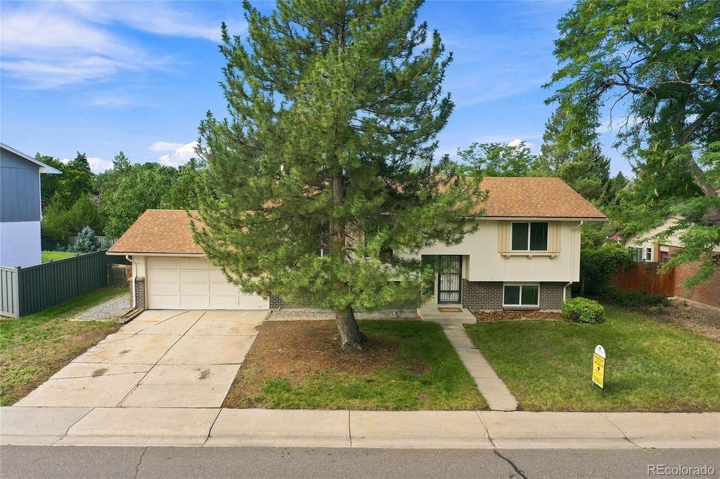 Image 28 of property listing at 7183 S Syracuse Street, Centennial, CO 80112