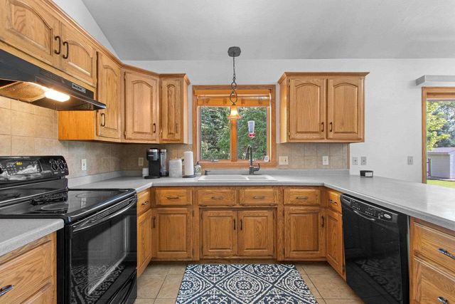 1585 WEATHERSTONE TRAIL, De Pere, WI 54115