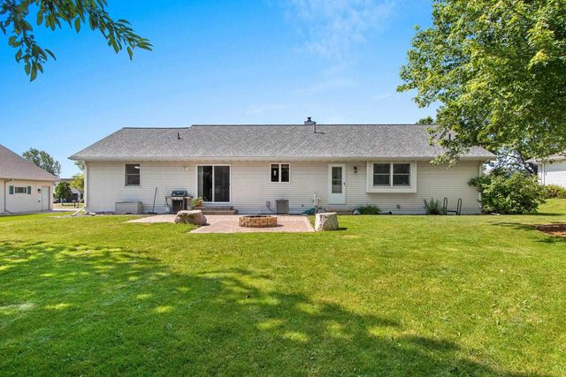 1585 WEATHERSTONE TRAIL, De Pere, WI 54115
