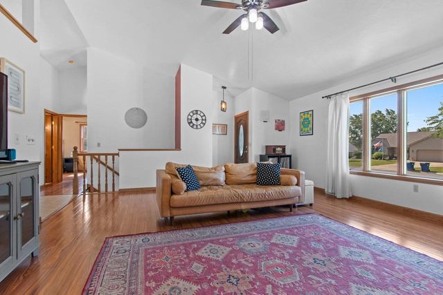 1585 WEATHERSTONE TRAIL, De Pere, WI 54115