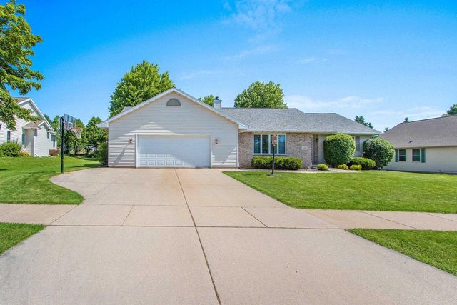 1585 WEATHERSTONE TRAIL, De Pere, WI 54115