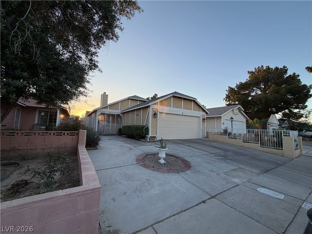1603 Teardrop Street, Las Vegas, NV 89142