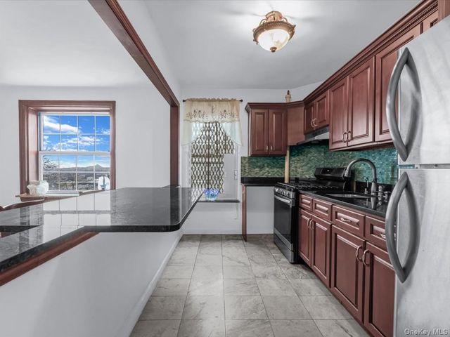 56-07 31st 6A, Woodside, NY 11377