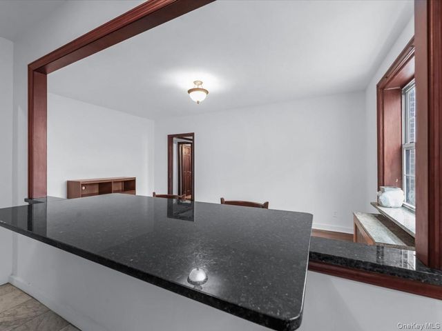 56-07 31st 6A, Woodside, NY 11377