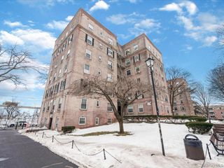 56-07 31st 6A, Woodside, NY 11377
