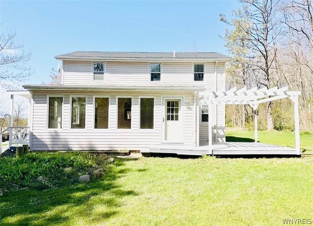 2099 Weiser Court, North Collins, NY 14111