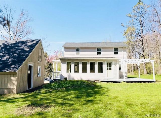 2099 Weiser Court, North Collins, NY 14111