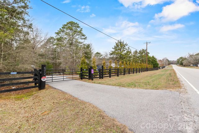 6312 Richburg Road, Great Falls, SC 29055