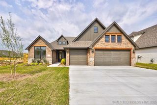 1420 N 72nd Street S, Broken Arrow, OK 74014