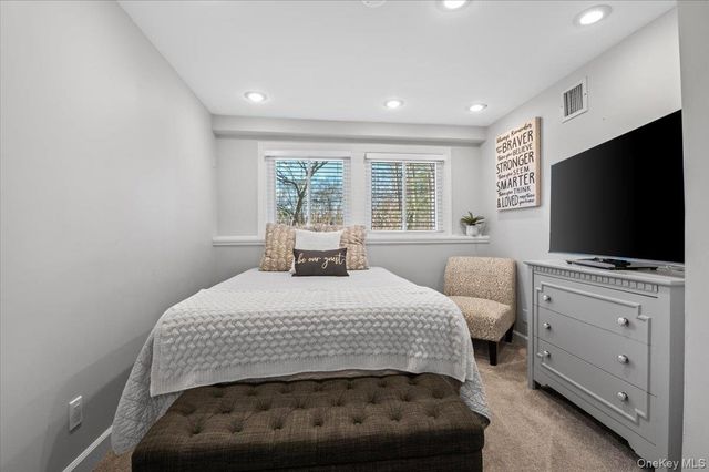 16 Ingold Drive, Dix Hills, NY 11746