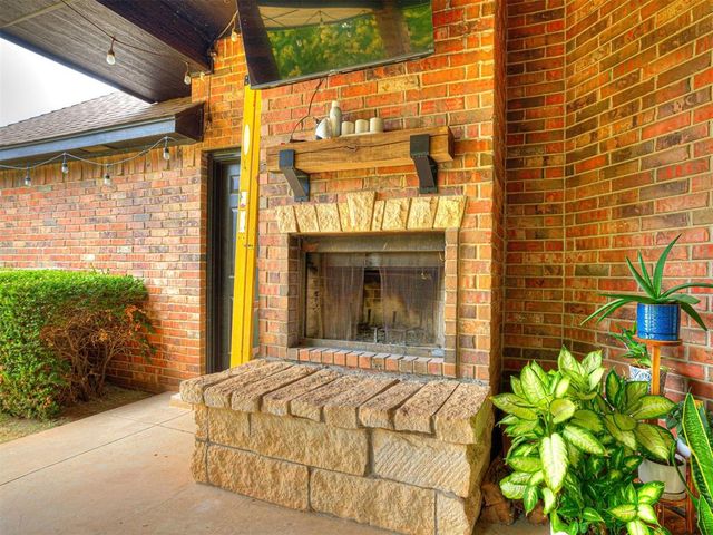 4608 Shoreside Drive, Tuttle, OK 73089