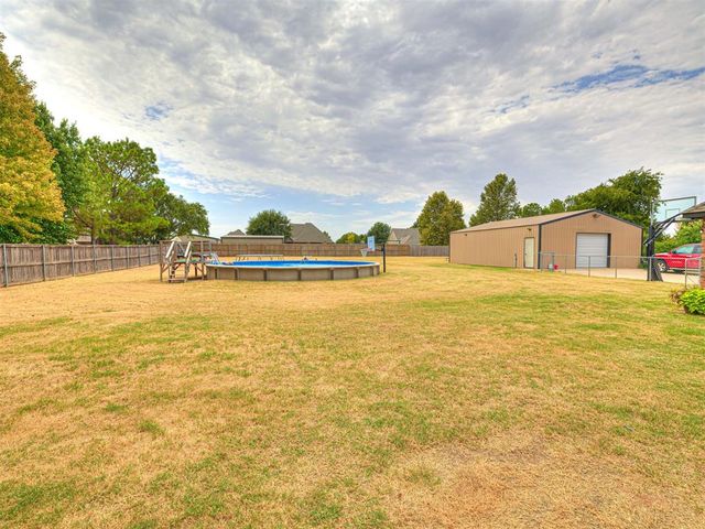 4608 Shoreside Drive, Tuttle, OK 73089