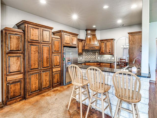 4608 Shoreside Drive, Tuttle, OK 73089