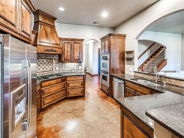 4608 Shoreside Drive, Tuttle, OK 73089