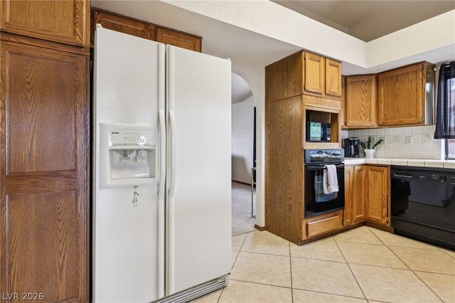 1671 Monterey Sunrise Drive, Las Vegas, NV 89156