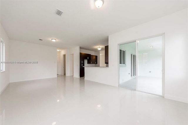 9341 SW 174th St 0, Palmetto Bay, FL 33157