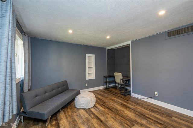 10824 Watercress Road, Strongsville, OH 44149