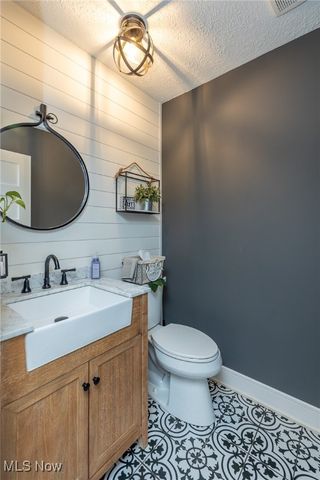 10824 Watercress Road, Strongsville, OH 44149