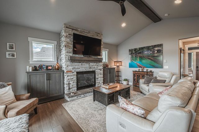11315 E Flagstone Ln, Spokane Valley, WA 99206