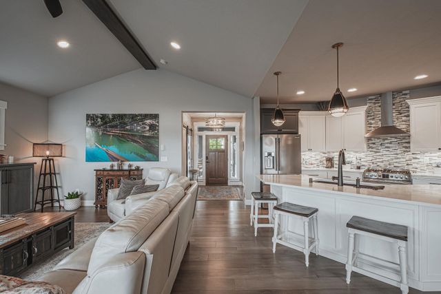 11315 E Flagstone Ln, Spokane Valley, WA 99206