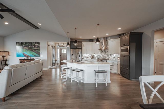 11315 E Flagstone Ln, Spokane Valley, WA 99206
