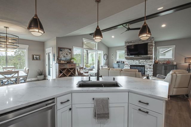 11315 E Flagstone Ln, Spokane Valley, WA 99206