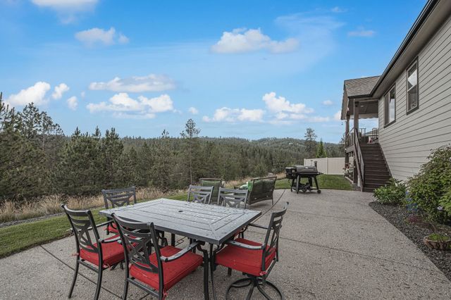 11315 E Flagstone Ln, Spokane Valley, WA 99206