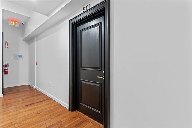 280 Essex Street 501, Lawrence, MA 01840