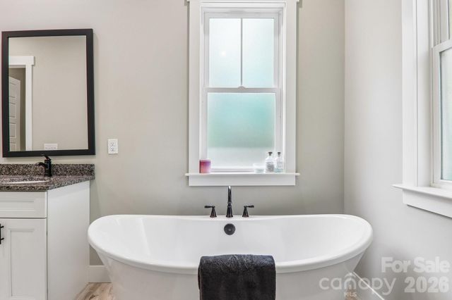 318 Cider Hill Lane, Hendersonville, NC 28792