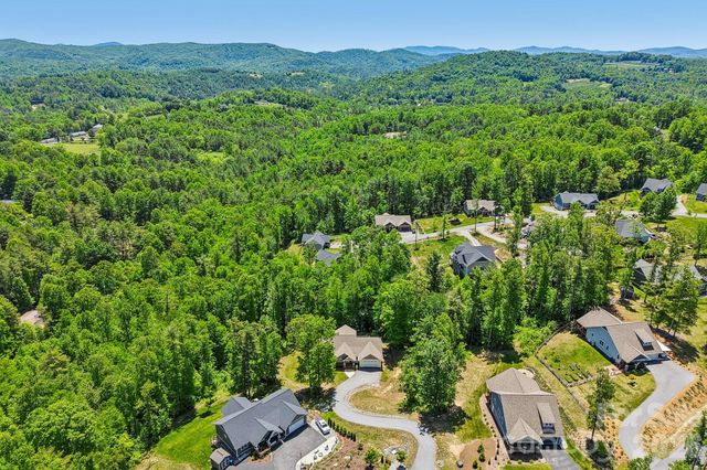 318 Cider Hill Lane, Hendersonville, NC 28792
