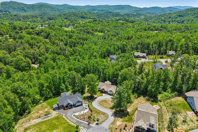 318 Cider Hill Lane, Hendersonville, NC 28792