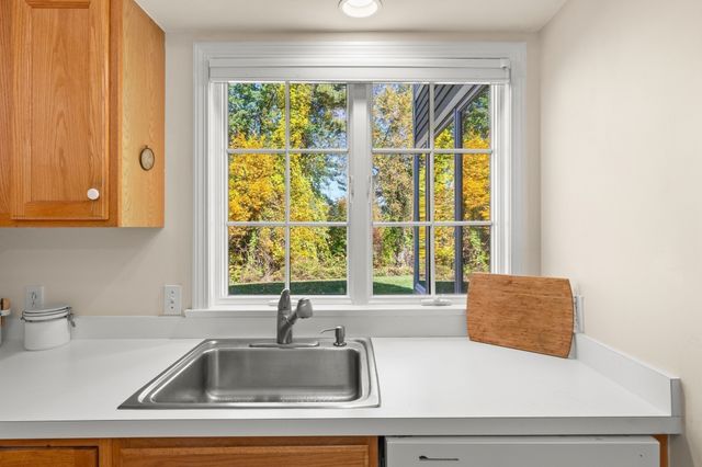 10 Great Hill 10, Topsfield, MA 01983