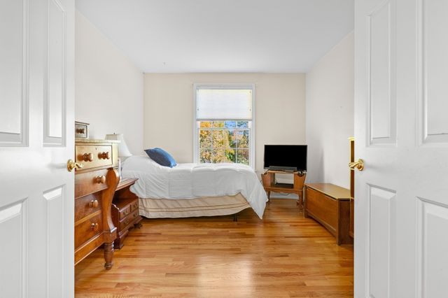 10 Great Hill 10, Topsfield, MA 01983