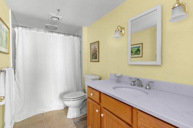 10 Great Hill 10, Topsfield, MA 01983