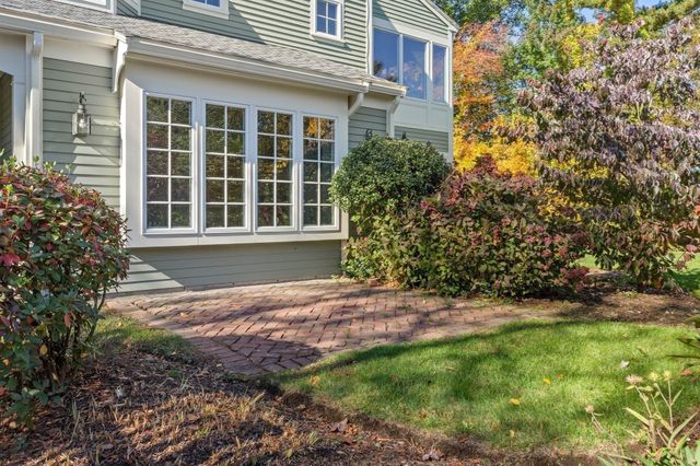 10 Great Hill 10, Topsfield, MA 01983