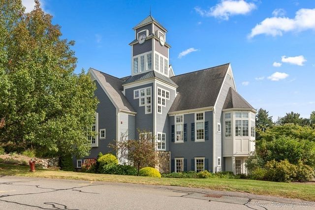10 Great Hill 10, Topsfield, MA 01983