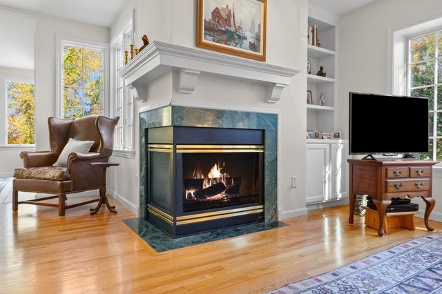 10 Great Hill 10, Topsfield, MA 01983