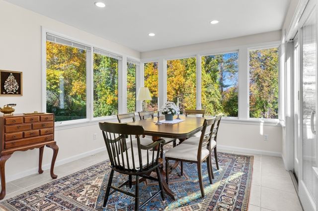 10 Great Hill 10, Topsfield, MA 01983