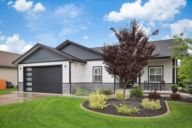 701 N Country Club Dr, Deer Park, WA 99006
