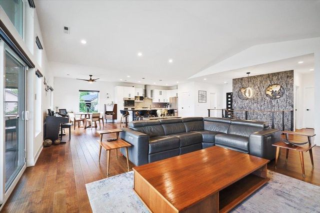 701 N Country Club Dr, Deer Park, WA 99006