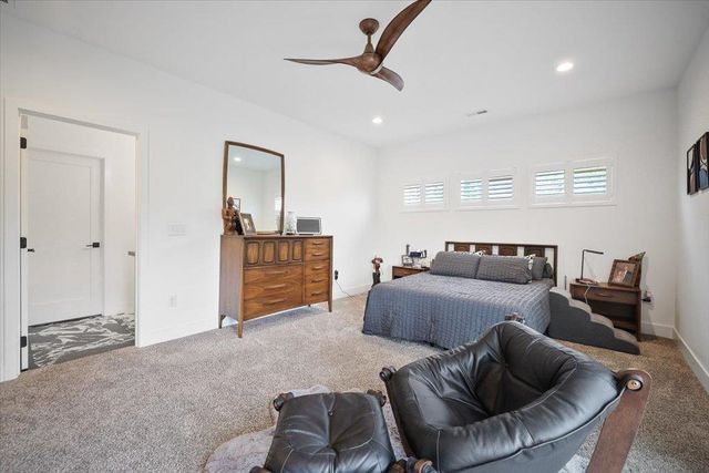 701 N Country Club Dr, Deer Park, WA 99006