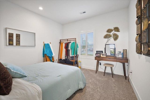 701 N Country Club Dr, Deer Park, WA 99006