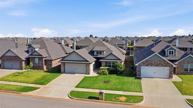 3317 NW 158th Street, Edmond, OK 73013