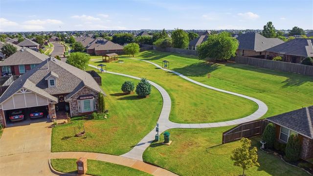 3317 NW 158th Street, Edmond, OK 73013